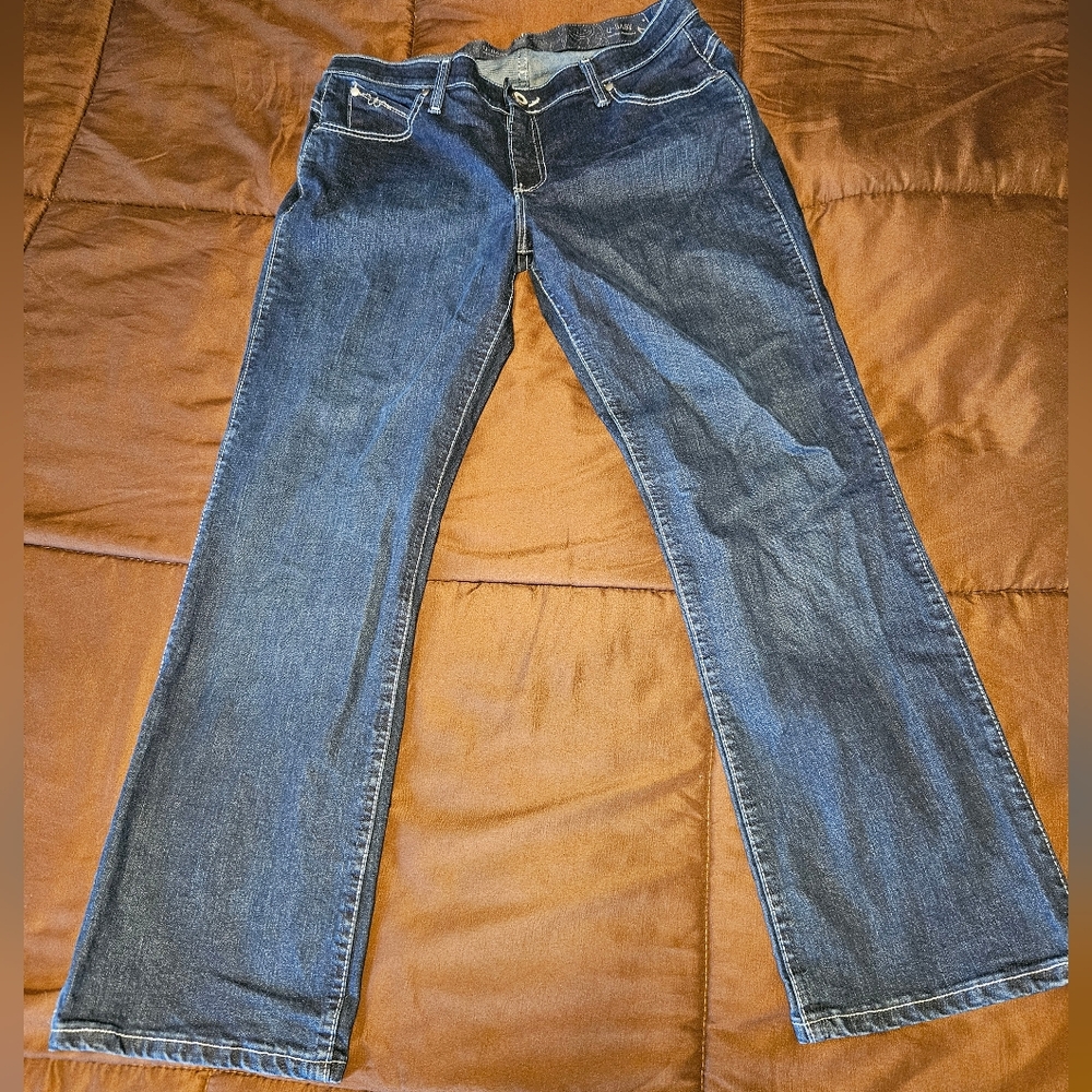 Womens Wrangler Q Baby Jeans